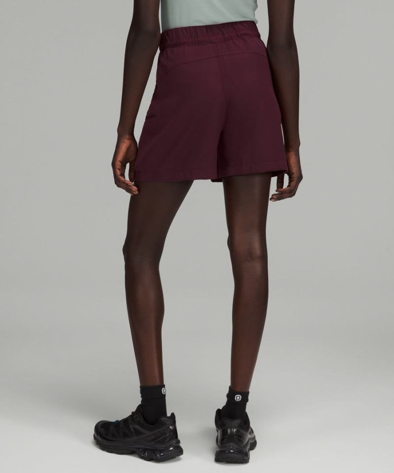 Short Lululemon Relaxed High-Rise Cargo 4.5