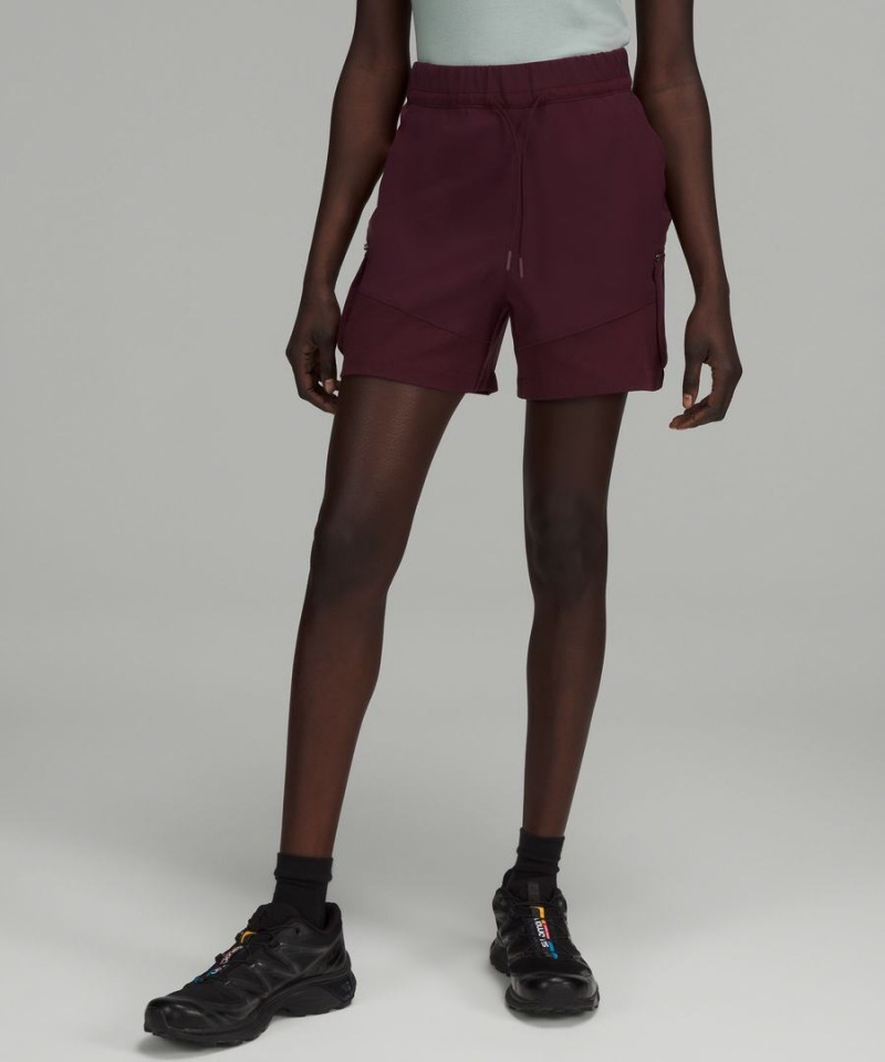 Short Lululemon Relaxed High-Rise Cargo 4.5\