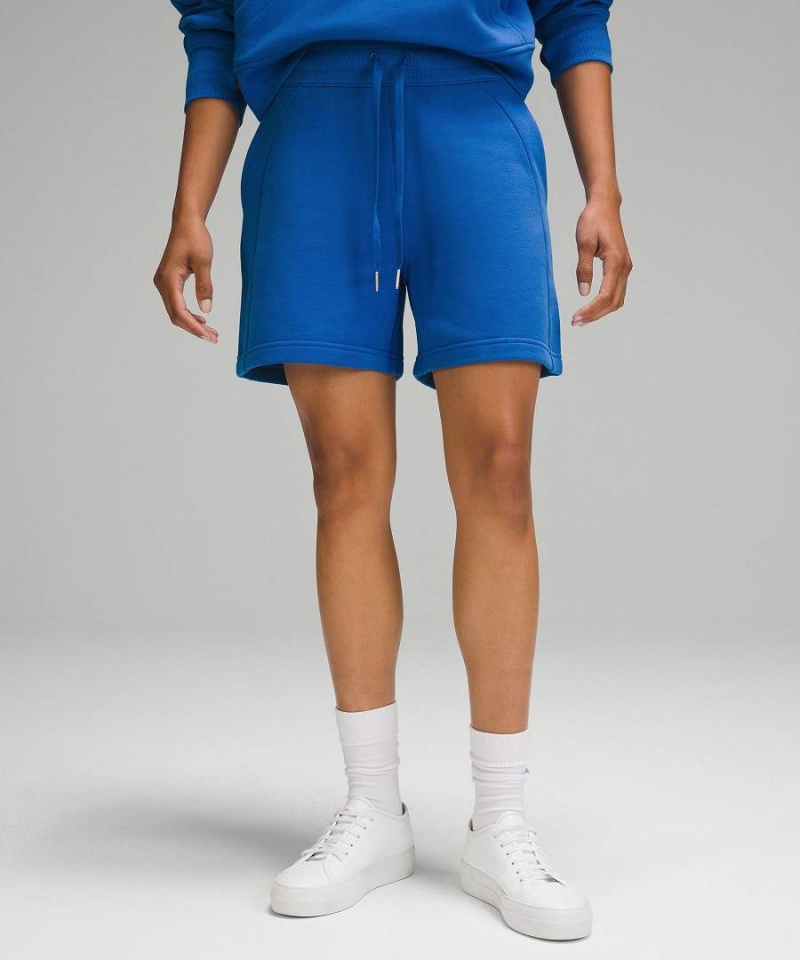 Short Lululemon Scuba High-Rise 5\