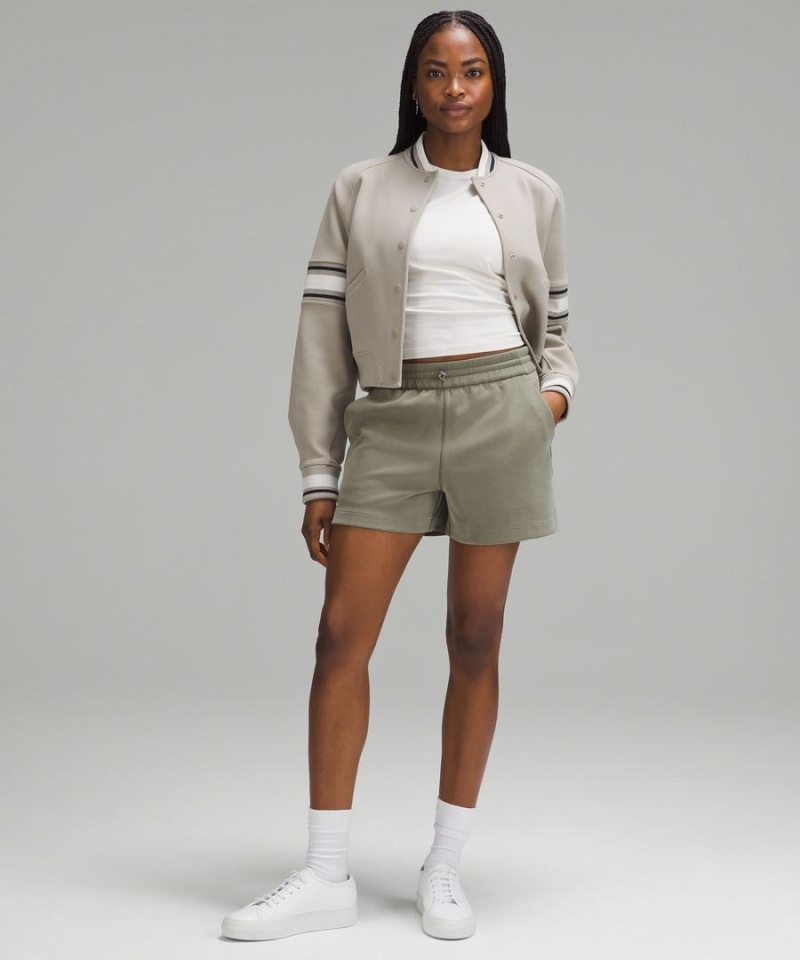 Short Lululemon Softstreme High-Rise 4