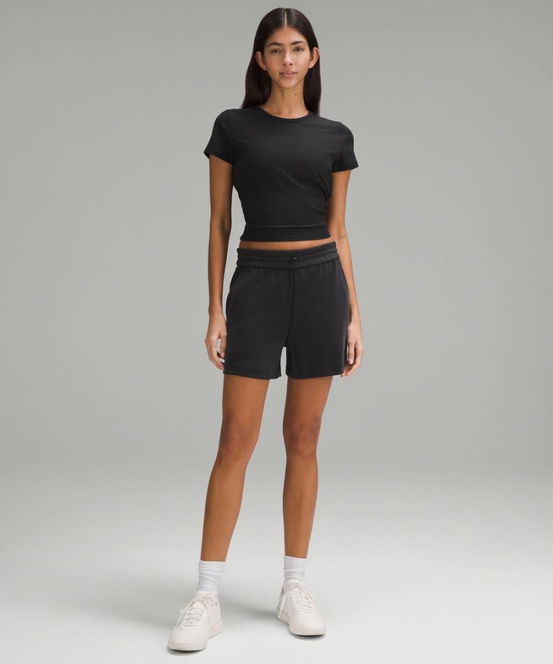 Short Lululemon Softstreme High-Rise 4