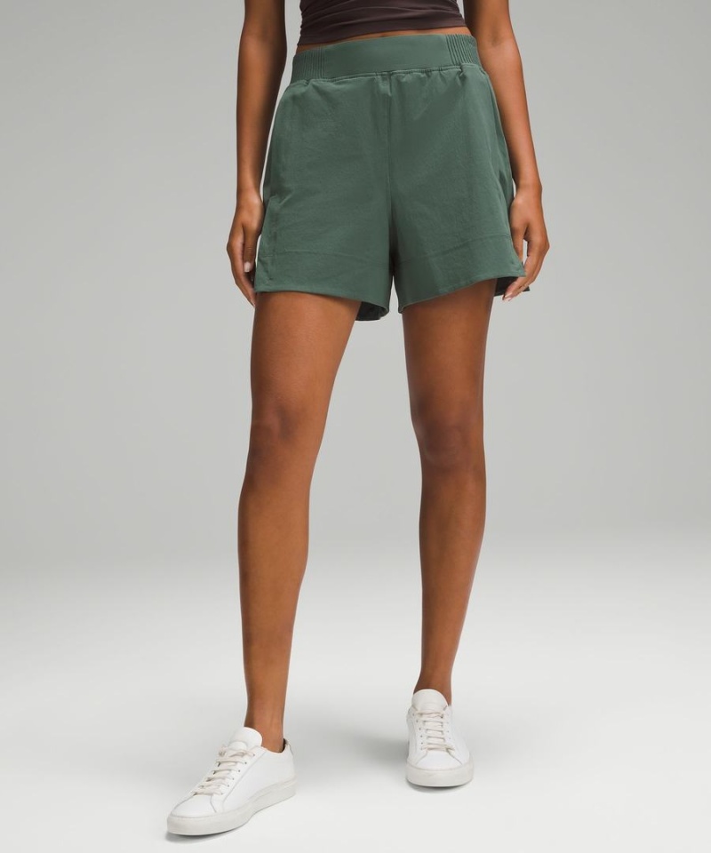 Short Lululemon Stretch Woven Relaxed-Fit High-Rise 4\