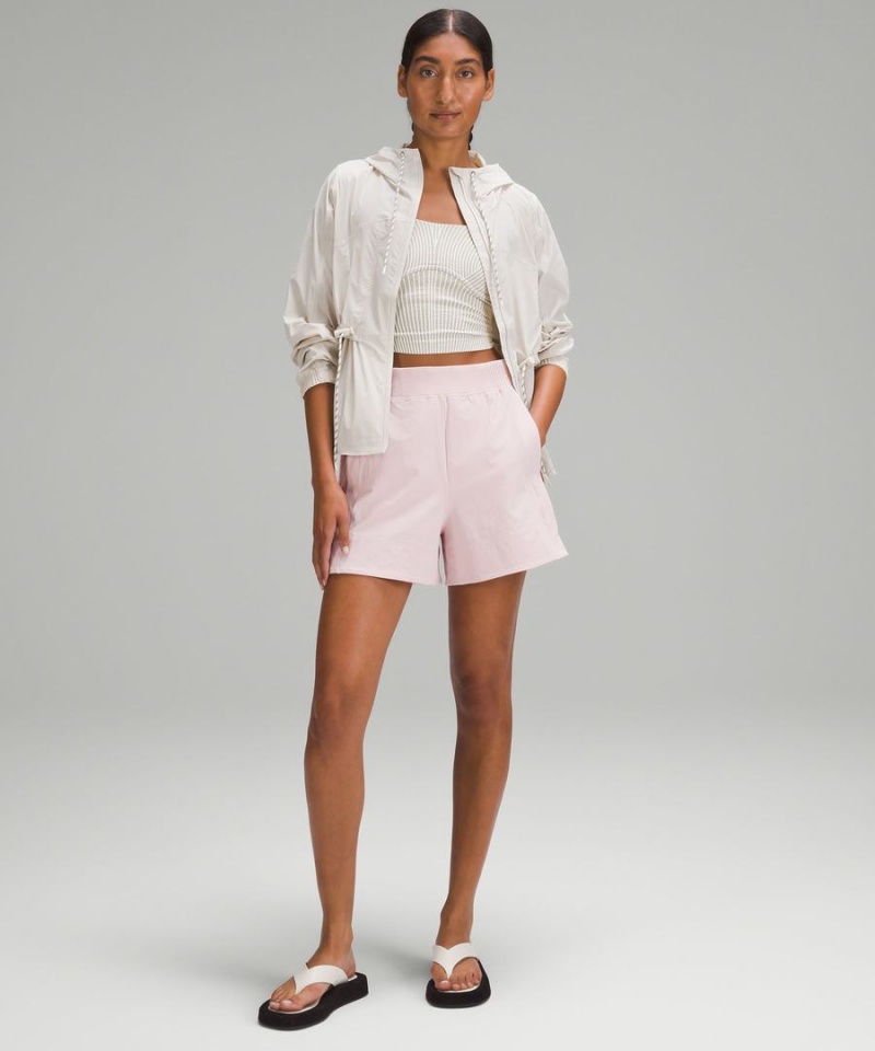 Short Lululemon Stretch Woven Relaxed-Fit High-Rise 4