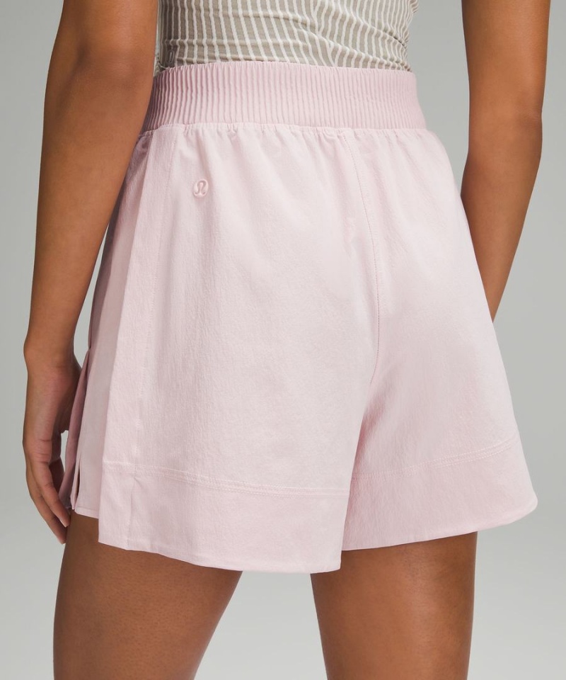 Short Lululemon Stretch Woven Relaxed-Fit High-Rise 4