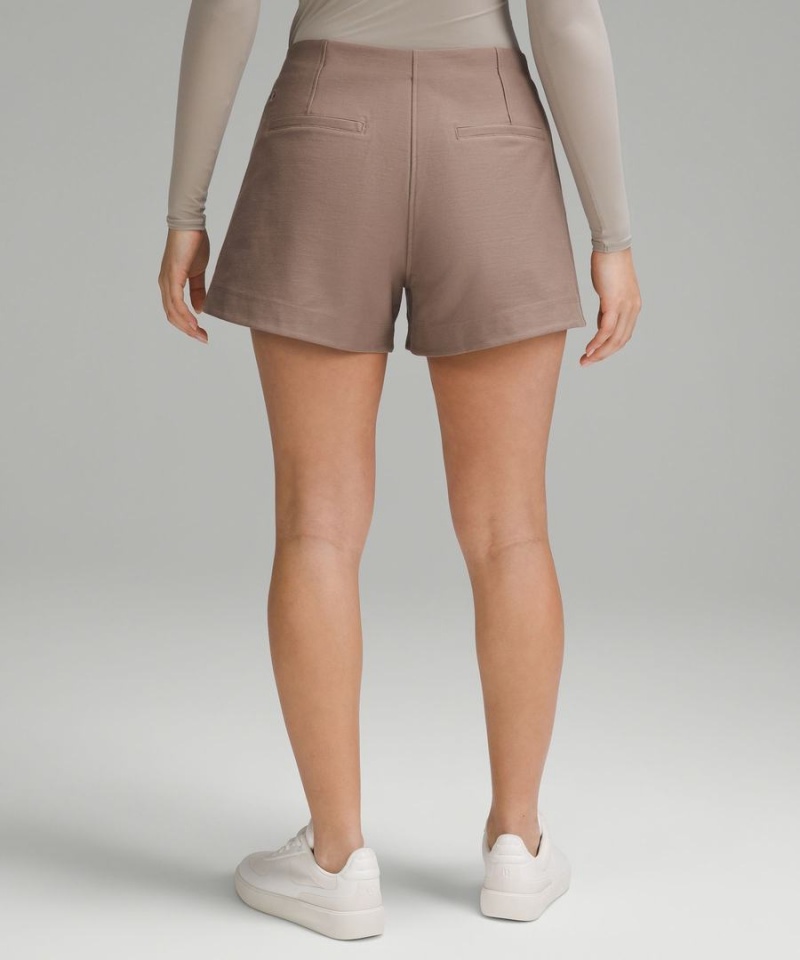 Short Lululemon Utilitech Relaxed-Fit High-Rise 3.5