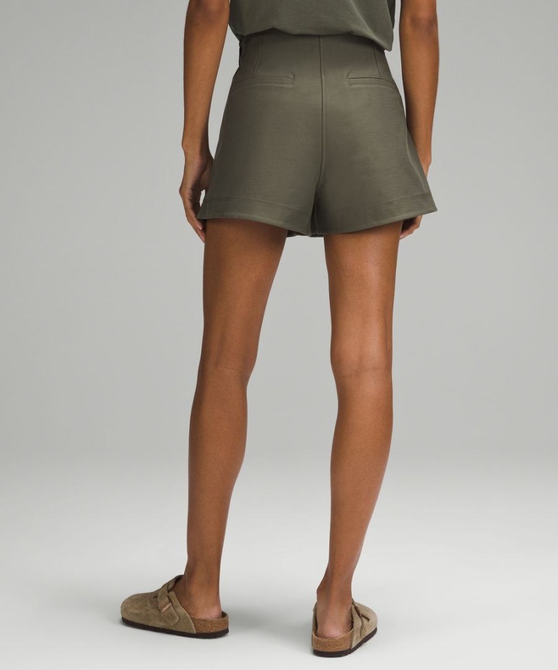 Short Lululemon Utilitech Relaxed-Fit High-Rise 3.5