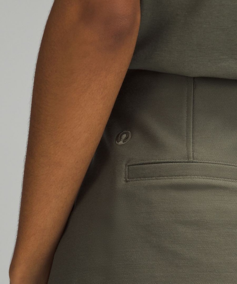 Short Lululemon Utilitech Relaxed-Fit High-Rise 3.5
