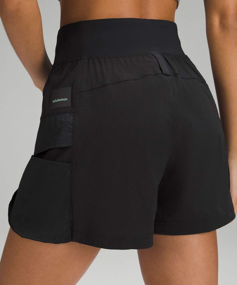 Short Lululemon WovenAir High-Rise 4