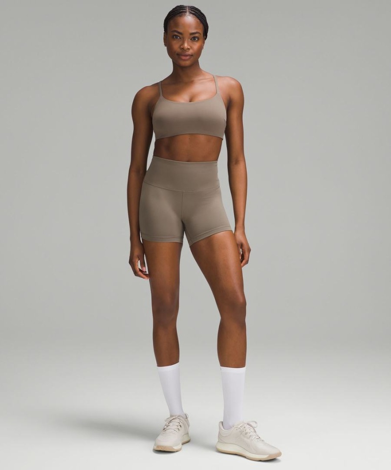 Short Lululemon Wunder Train High-Rise 4