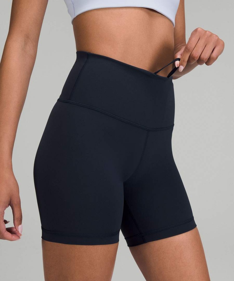 Short Lululemon Wunder Train High-Rise 6