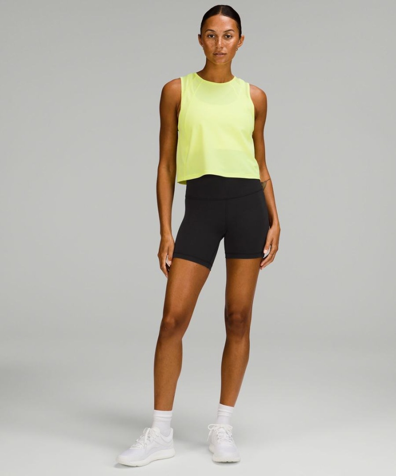 Short Lululemon Wunder Train High-Rise 6