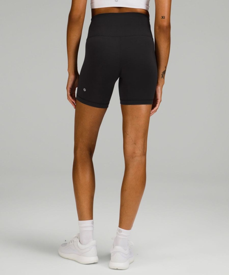 Short Lululemon Wunder Train High-Rise 6