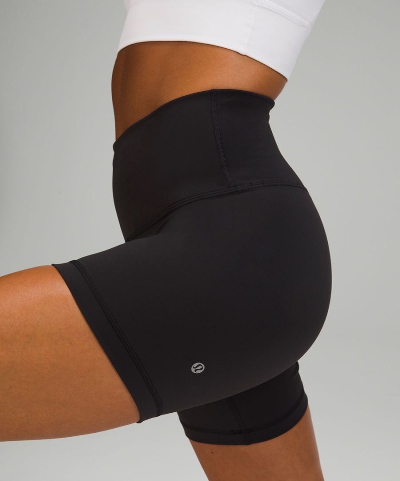 Short Lululemon Wunder Train High-Rise 6
