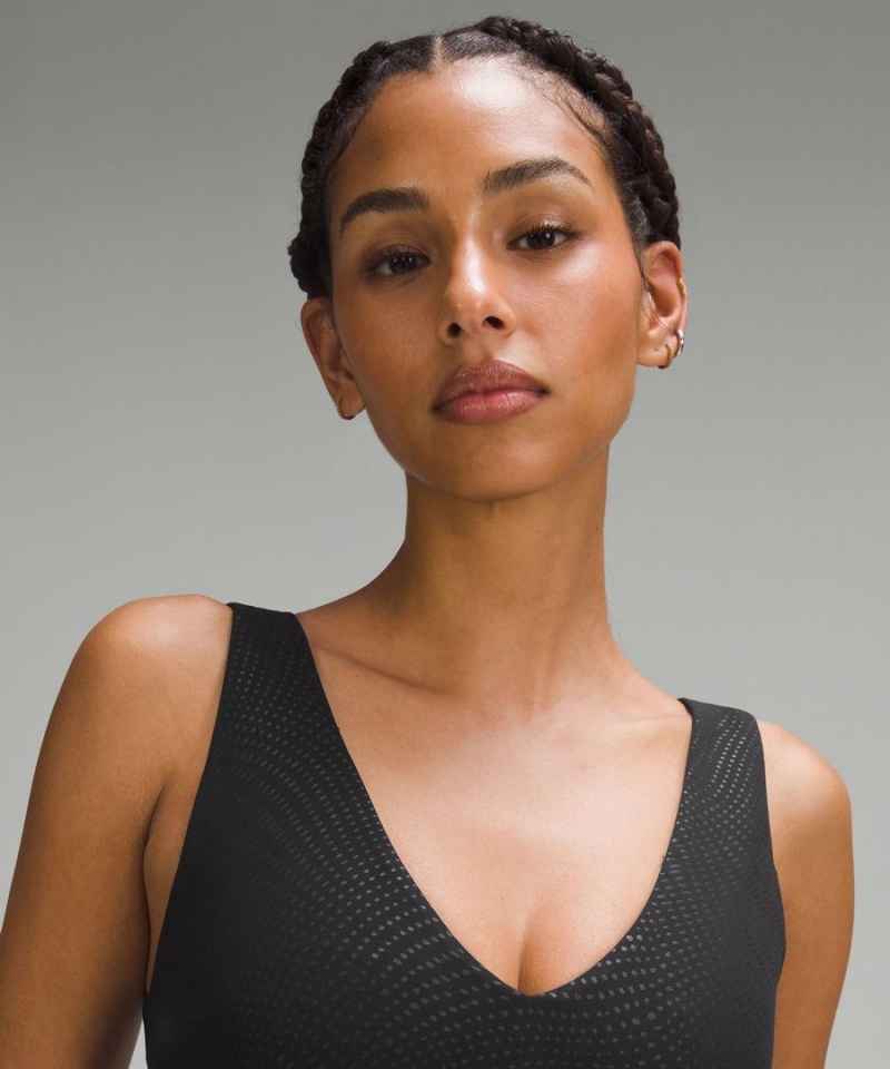 Sujetador Deportivo Lululemon Align™ V-Neck Bra Light Support, C/D Cup Mujer Negras Chile | 563GCPJIL