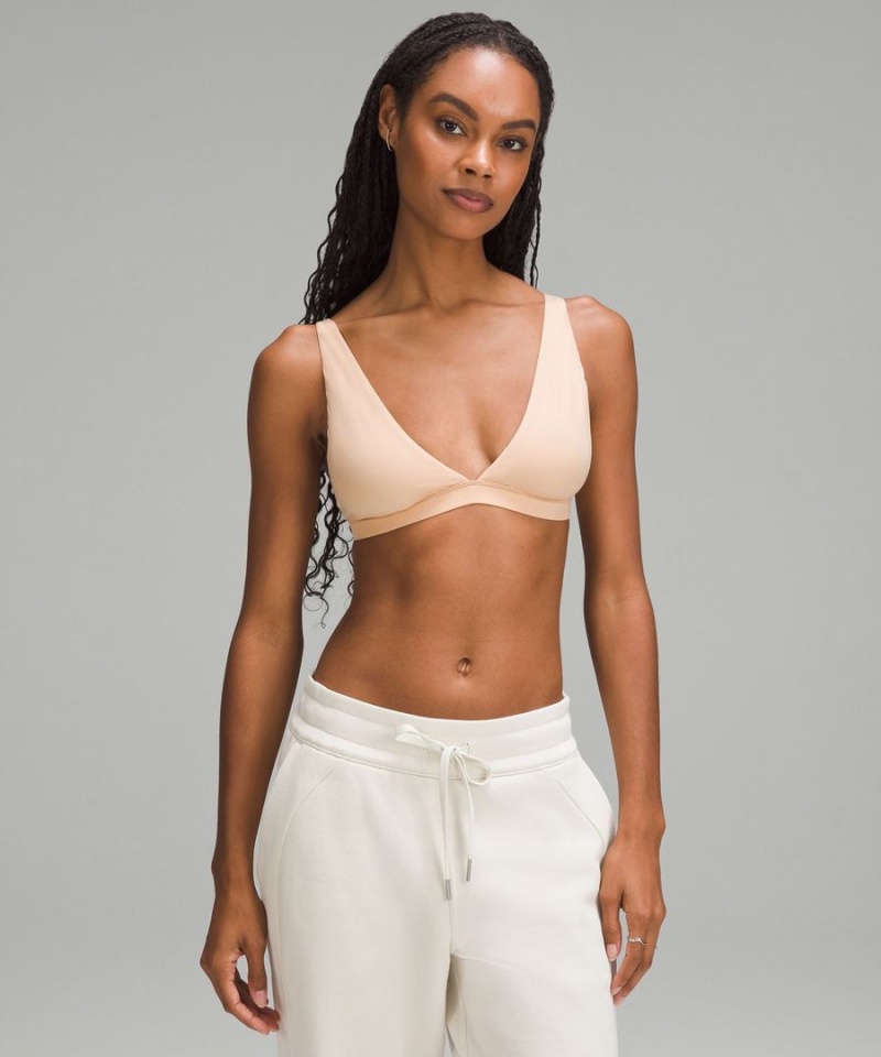Sujetador Deportivo Lululemon Wundermost Ultra-Soft Nulu Triangle Bralette A–D Cups Mujer Beige Chile | 417AXSNWT